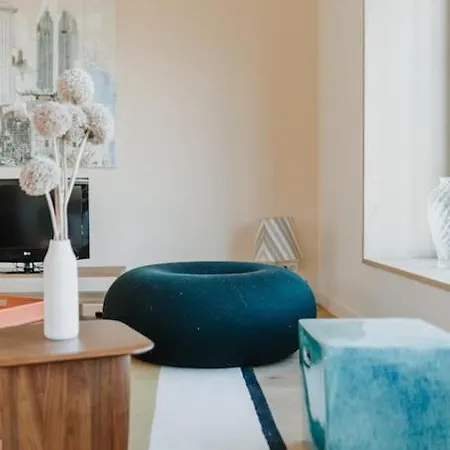 Maison Face A La Dans Un Domaine Ecologique *