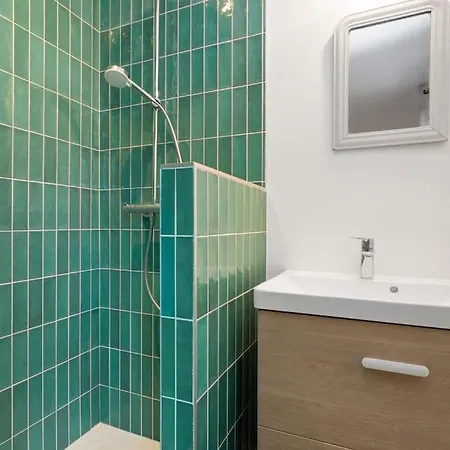 Prázdninový dům Maison Face A La Dans Un Domaine Ecologique *