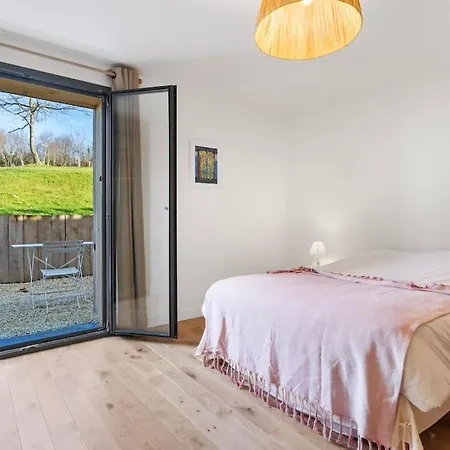 Maison Face A La Dans Un Domaine Ecologique *