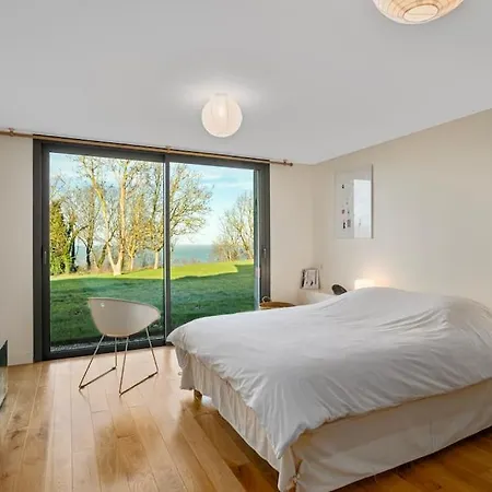 Prázdninový dům Maison Face A La Dans Un Domaine Ecologique