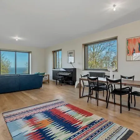 Prázdninový dům Maison Face A La Dans Un Domaine Ecologique