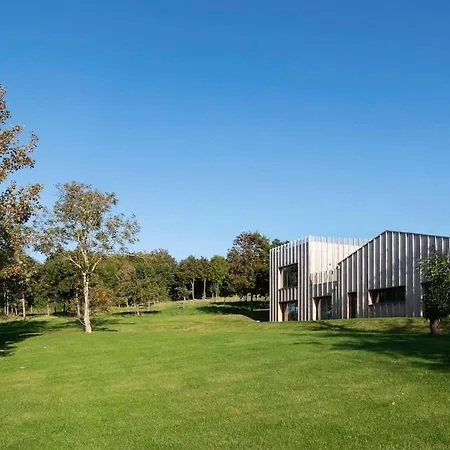 Maison Face A La Dans Un Domaine Ecologique *